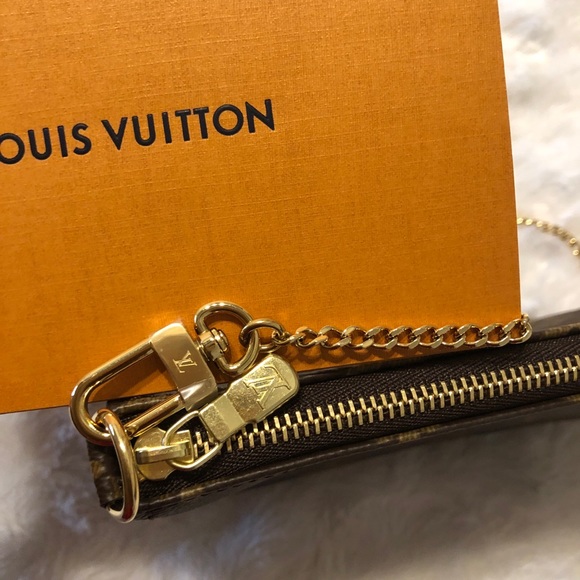 Monogram Mini Pochette Accessoires - Picture 4 of 7